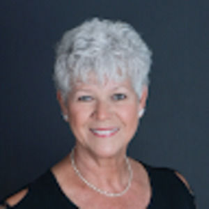 Meet your Posher, Elaine